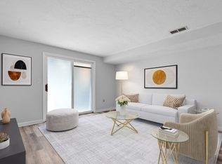 348 Neponset St APT H, Canton, MA 02021