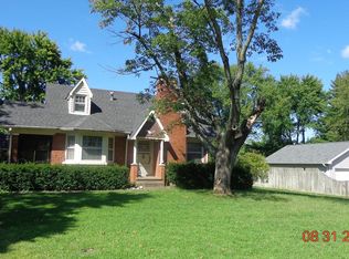 2910 Eastview Dr, Evansville, IN 47725