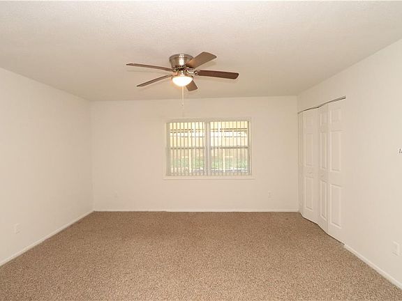 4th image of 336 Lariat Ln