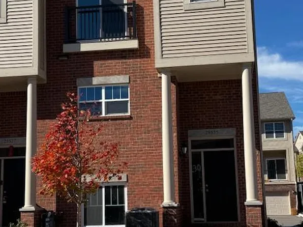 25535 Grandview Ln #30, Novi, MI 48375