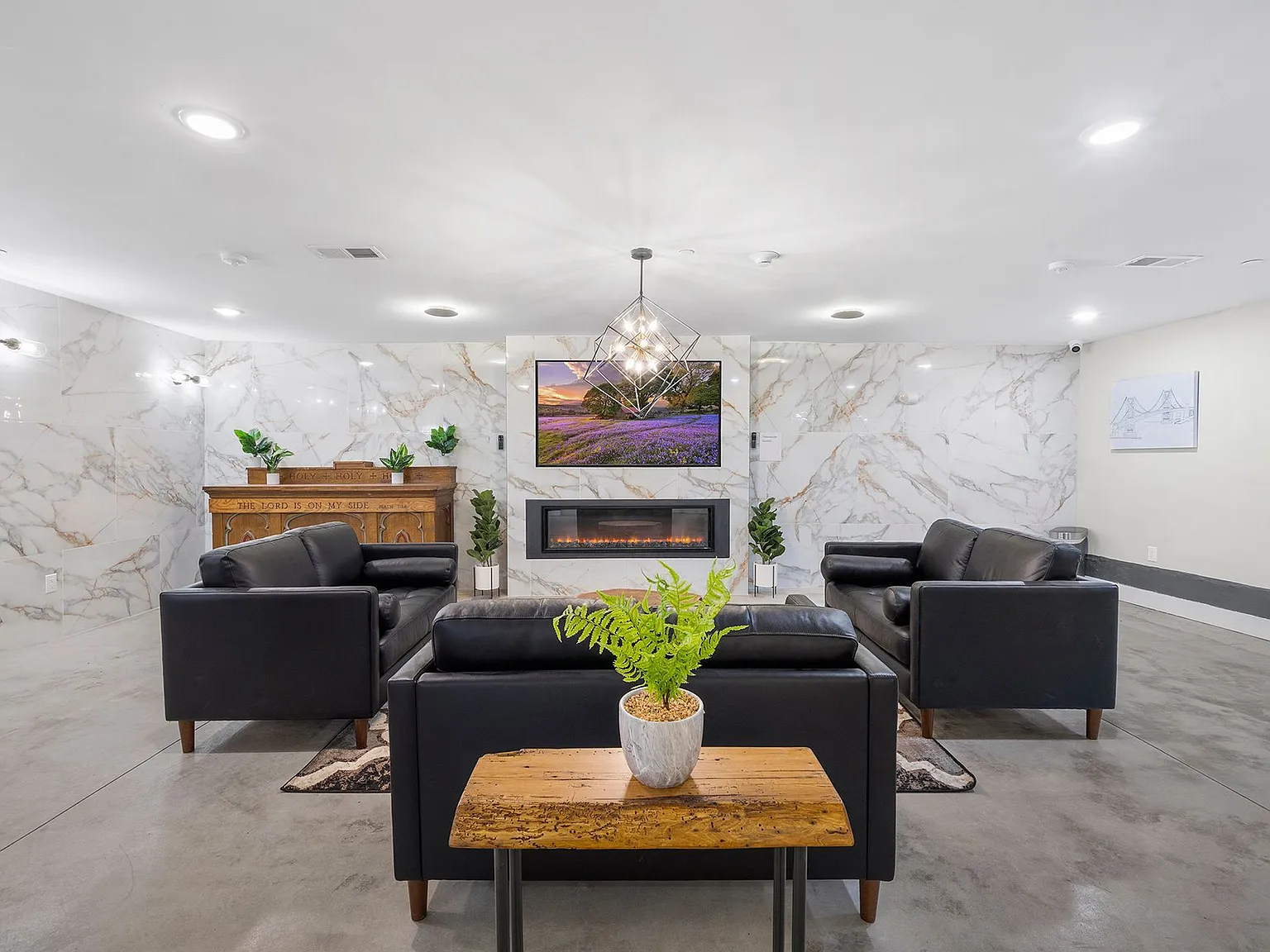 Incredibly redesigned Church-Haven Lofts- luxury living at its finest! — Photo 2