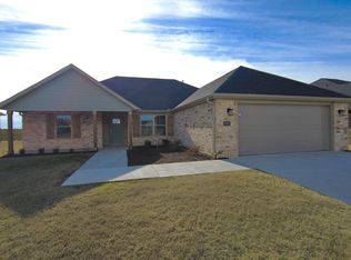 751 Woodplains Ave, Springdale, AR 72762