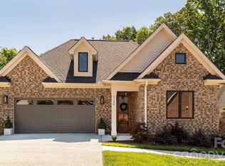 5124 Silver Trace Ln, Denver, NC 28037