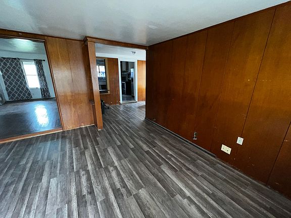 2nd image of 4234 Brentwood Dr