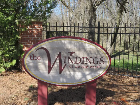 1222 Fremont Ave, Morris, IL 60450