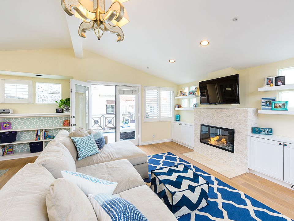 1st image of 433 Marine Ave #B