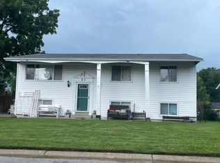 43 Saint Lawrence Dr, Saint Peters, MO 63376