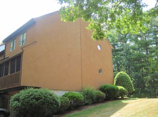 42 Winrow Dr, Merrimack, NH 03054