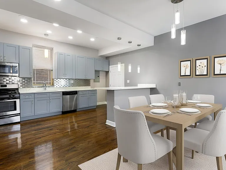 6540 S Maryland Ave #2 — Photo 2