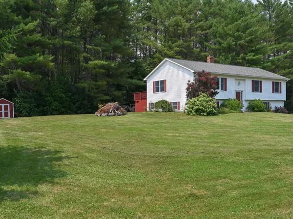 13 Evergreen Drive, Hampden, ME 04444