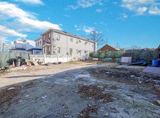 10601 Liverpool St, Jamaica, NY