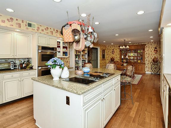 17 x 30' Chef's Kitchen