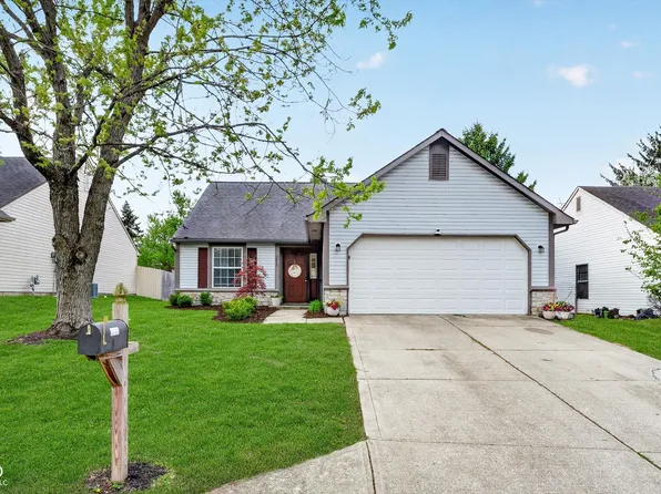 3215 Village Park North Dr, Carmel, IN 46033