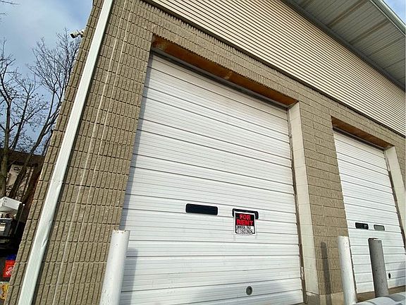 2nd image of 1149 Hartford Ave #1