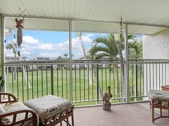 4th image of 2400 S Ocean Drive #821