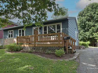 340 Ridge Ave, Crystal Lake, IL, 60014