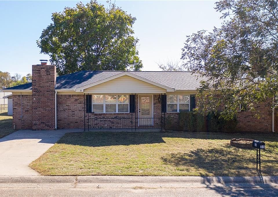 1st image of 33 Kristi Ln