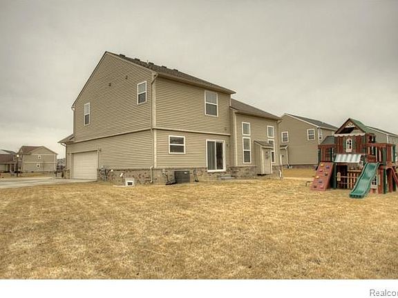 5th image of 26119 Creekside Dr
