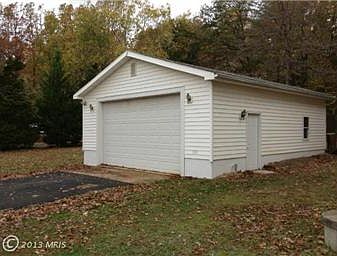2nd image of 13799 Spriggs Rd