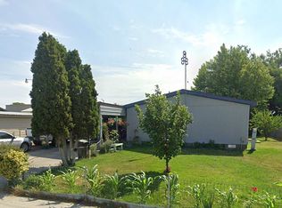 245 SW 12th St, Hermiston, OR 97838