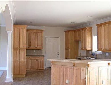 2nd image of 2050 SE Zion Hill Road