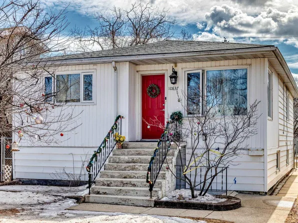 10837 65th Ave NW, Edmonton, AB T6H 1V8