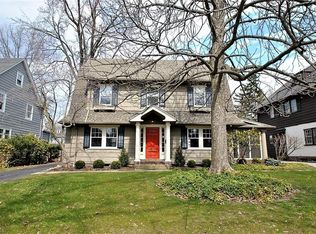 3023 Chadbourne Rd, Shaker Heights, OH 44120
