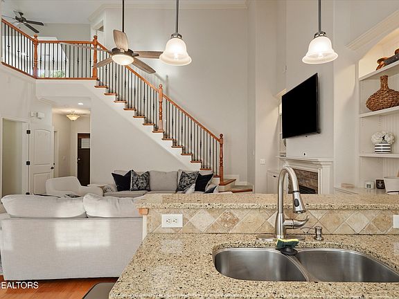 2nd image of 1710 Cottage Wood Way