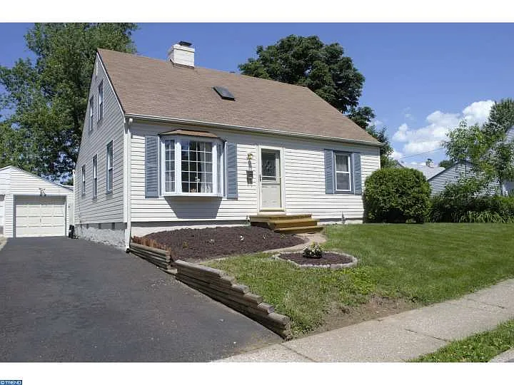 2309 Triebel Rd photo 1