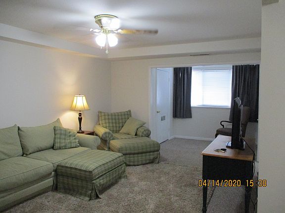 2nd image of 150 Royal Oak Dr
