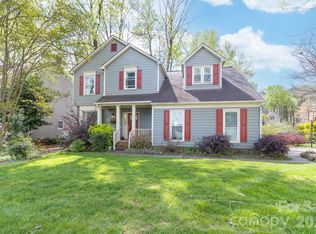9907 Davis Lake Pkwy, Charlotte, NC 28269
