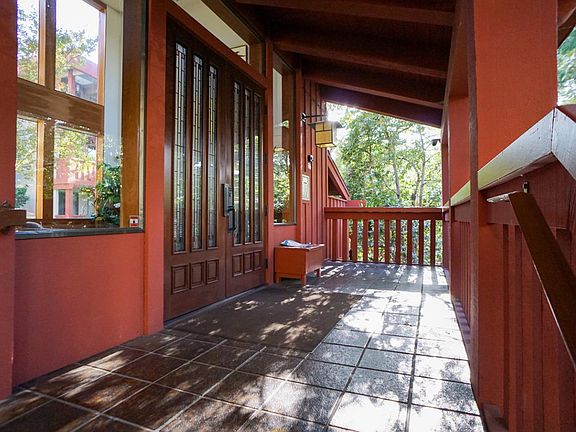 3rd image of 1435 Bellevue Ave APT 303