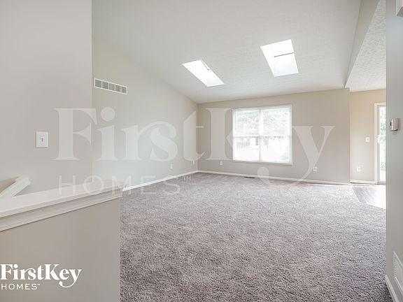 3rd image of 7127 Emerald Tree Dr