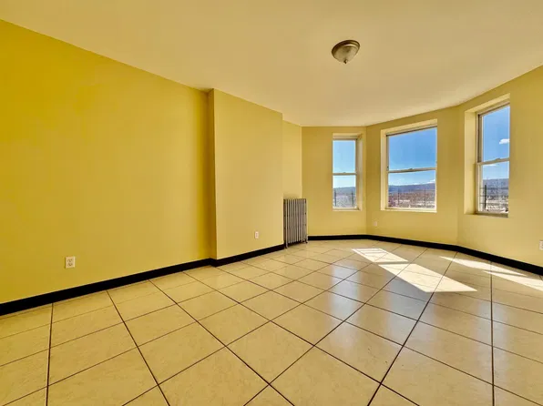 (undisclosed Address), Yonkers, NY 10705