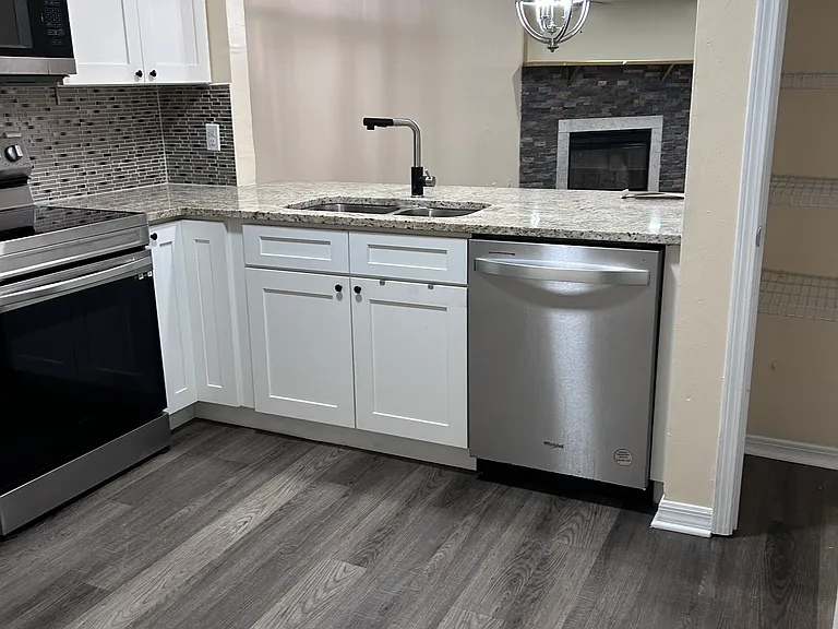 5805 Liska Dr — Photo 36