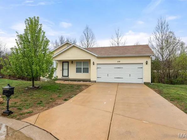 319 Hawks Perch Pl, Hillsboro, MO 63050