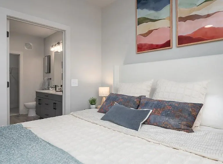 1400 Laurel Crossing Pkwy #2432 — Photo 9