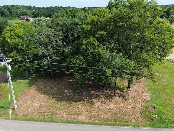 3rd image of 244 Howell Hill Rd