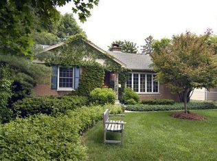 424 Carter St, Libertyville, IL 60048