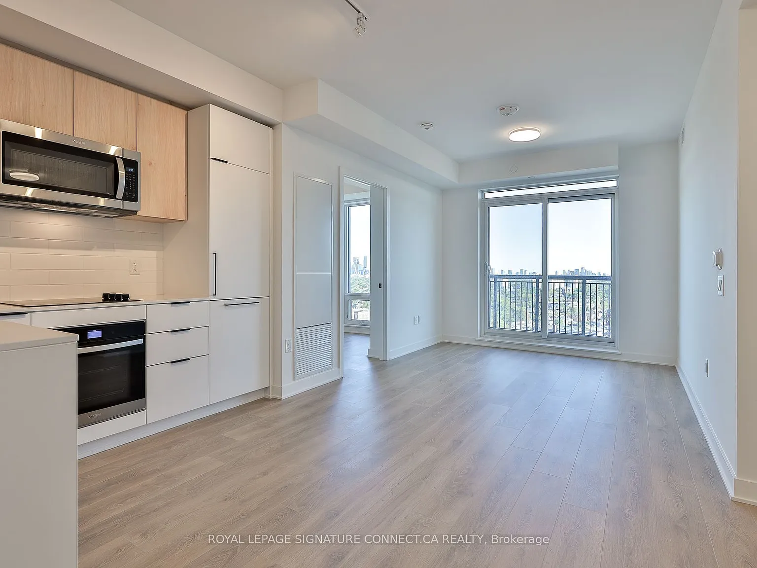 1185 Dupont St — Photo 3