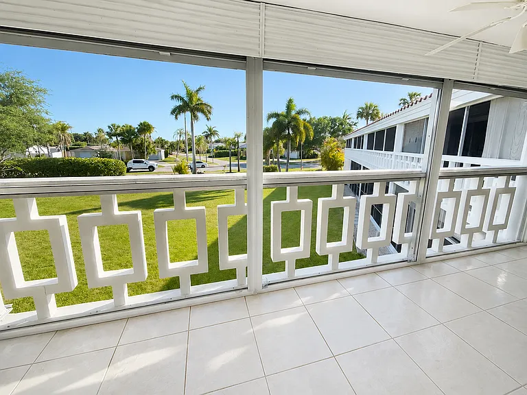 331 Tequesta Dr #221 — Photo 4