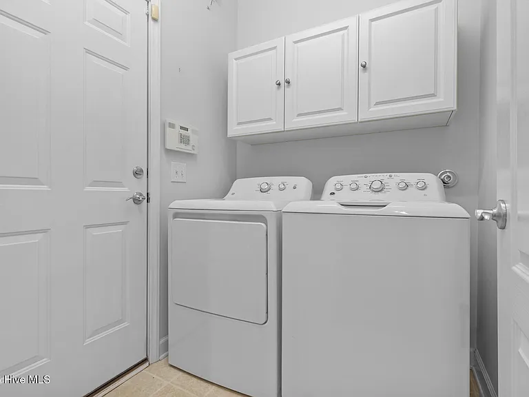 38 Amber Ct — Photo 13