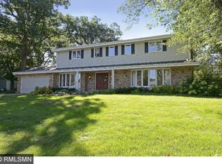 6817 Kingston Cir N, Minneapolis, MN 55427