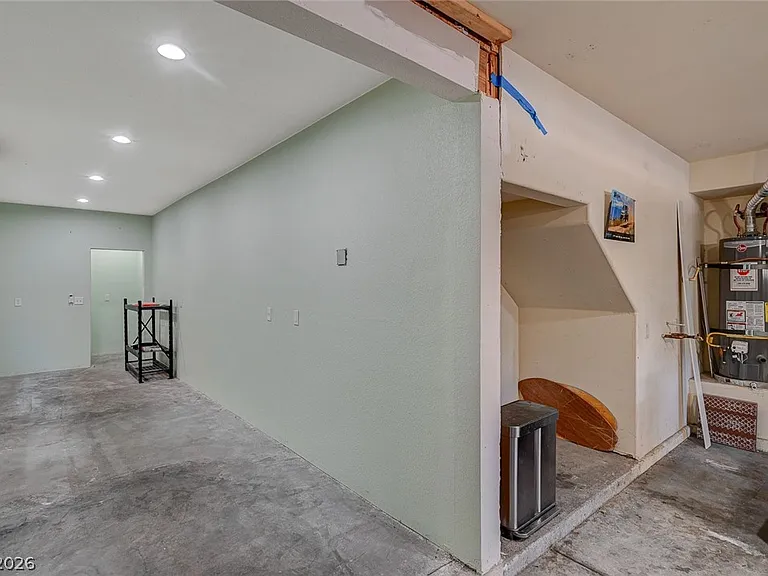 8454 Cerritos Ct — Photo 41