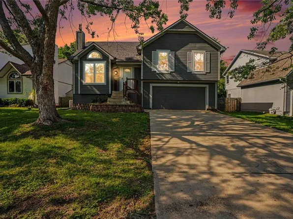 18800 W 164th St, Olathe, KS 66062