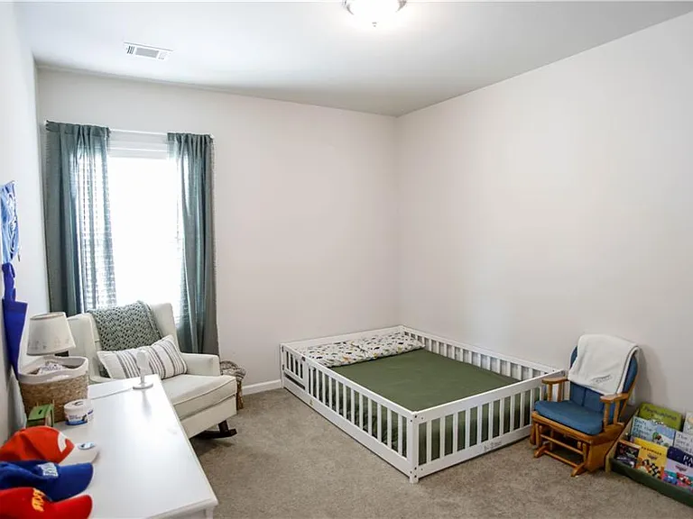 5329 Fox Hill Ln — Photo 32
