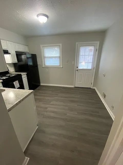 2 bed, 1.0 bath, 960 sqft, $1,250 — Photo 4