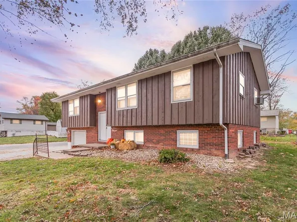 444 Wyoming St, Bethalto, IL 62010