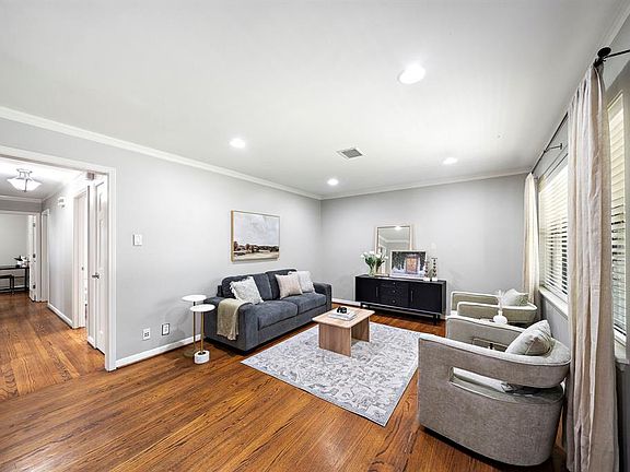 3rd image of 1715 Haverhill Drive