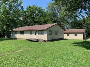 7545 S Bluff Springs Rd, Virginia, IL 62691